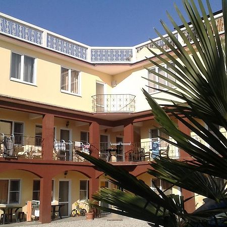 Guest House Amra New Athos Eksteriør bilde